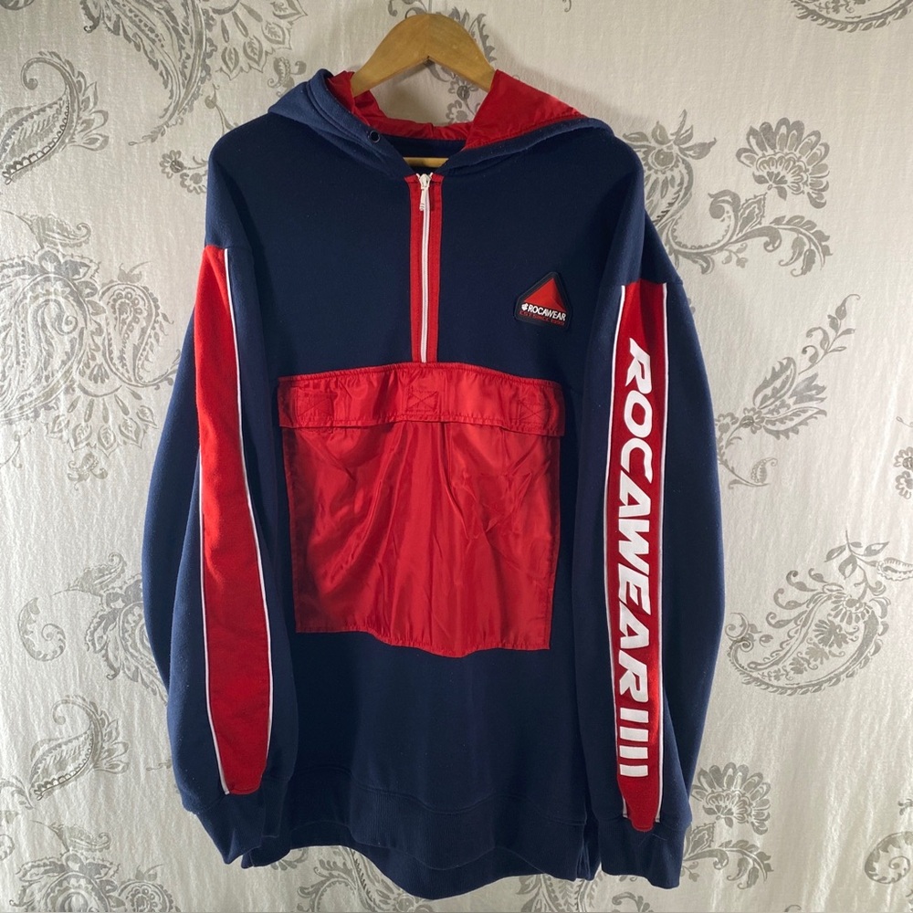 Vintage Rocawear Vintage Pullover
Hoodie Kangaroo pouch